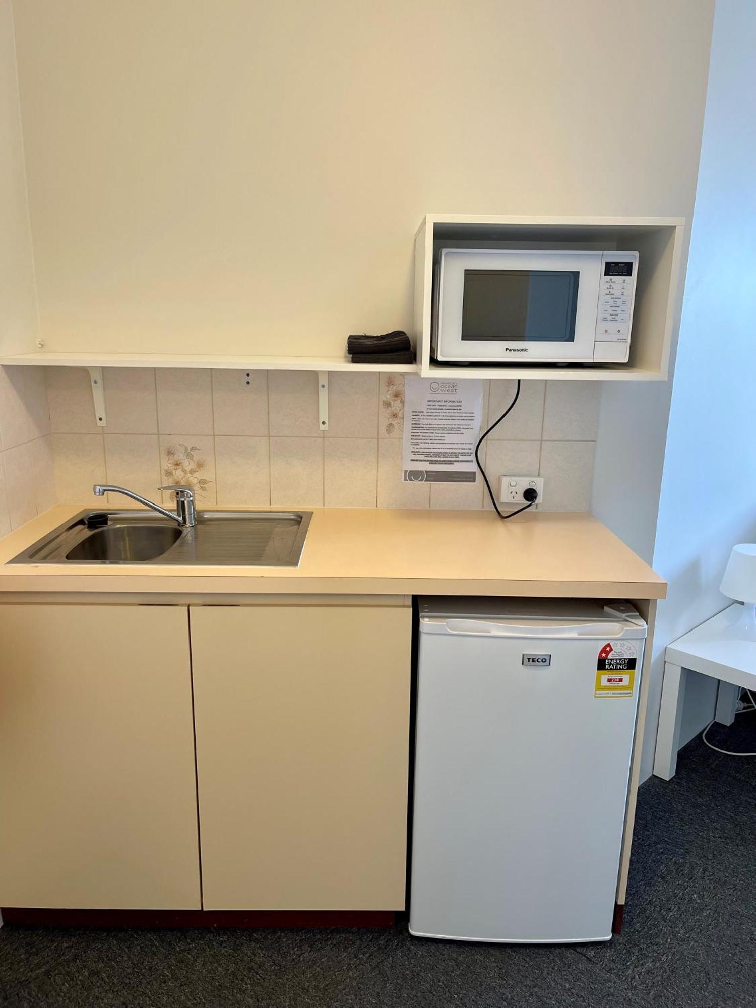 Geraldton'S Ocean West Holiday Units & Short Stay Accommodation Habitación foto